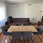 شقة Roko *
